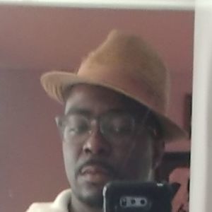 Meet your Posher, Elliott